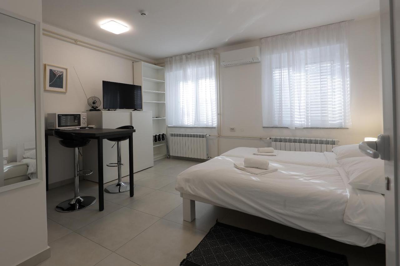 Rijeka Budget Rooms Exteriör bild