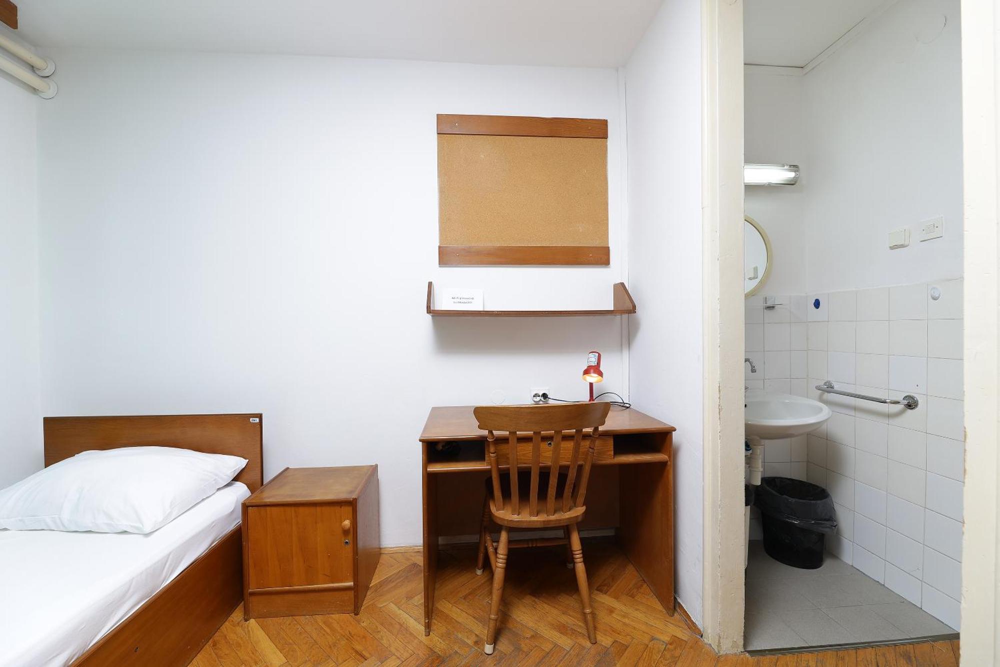 Rijeka Budget Rooms Rum bild